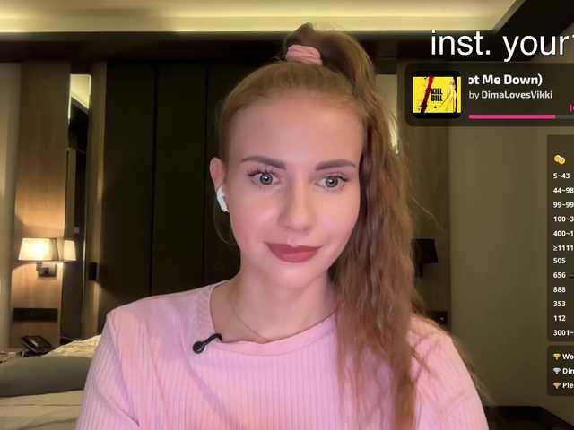 -VikkiL0vesCheese- live cam on BongaCams