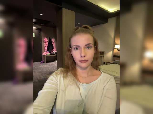 -VikkiL0vesCheese- live cam on BongaCams