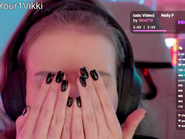 -VikkiL0vesCheese-