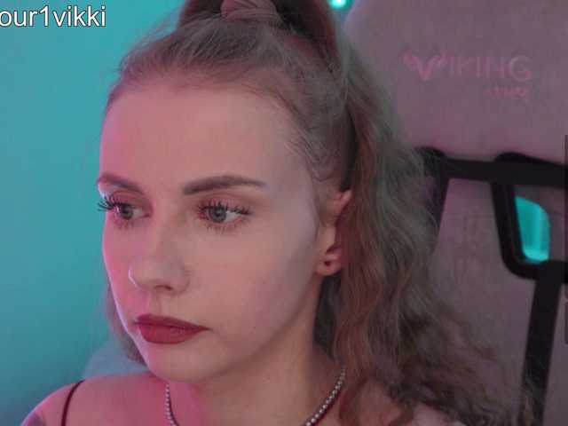 -VikkiL0vesCheese-