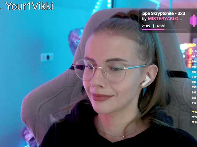 -VikkiL0vesCheese-