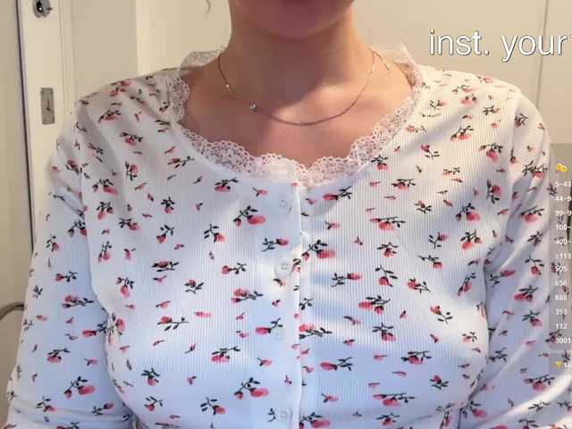 -VikkiL0vesCheese-