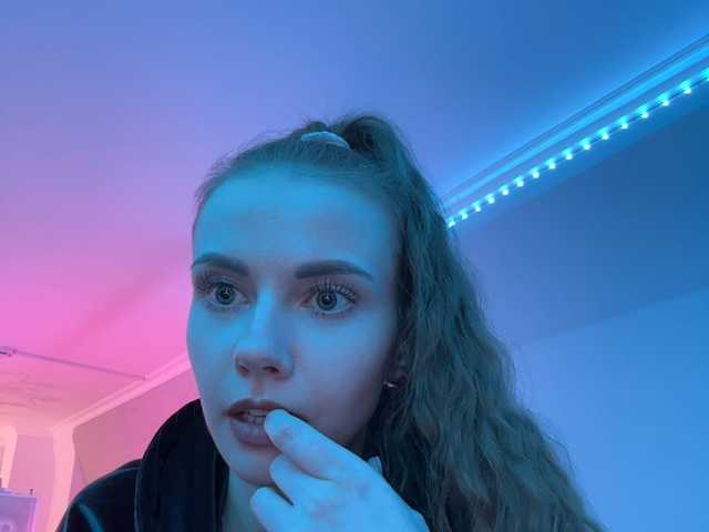 -VikkiL0vesCheese-