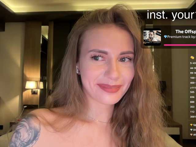 -VikkiL0vesCheese- live cam on BongaCams