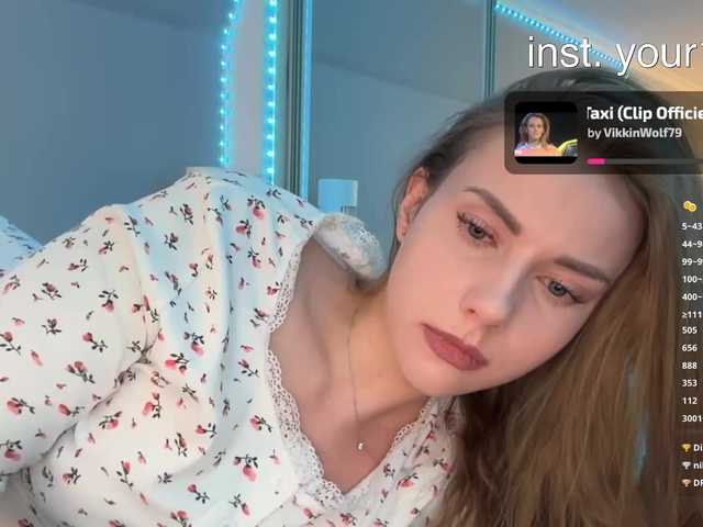 Live трансляция VikkiExtraCheese - slutnetki.online