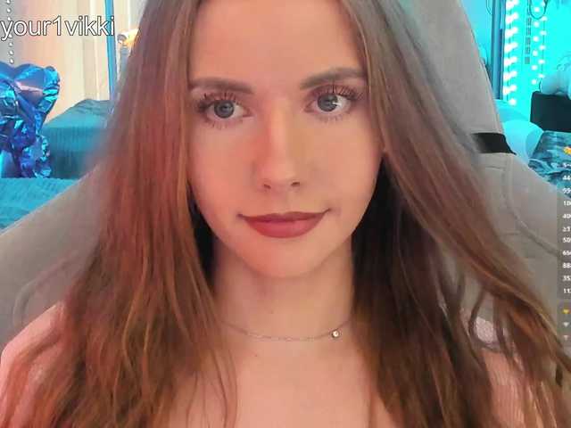 VikkiExtraCheese live webcam show
