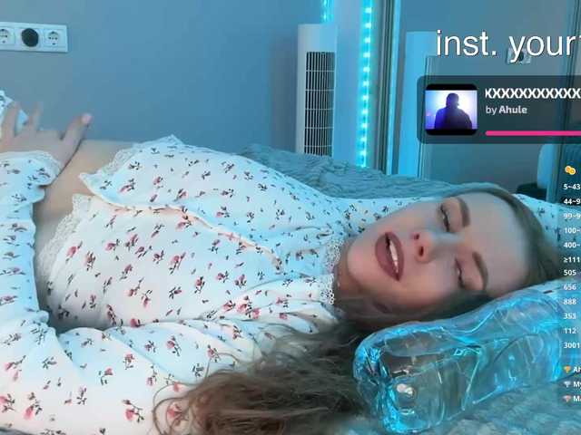VikkiExtraCheese