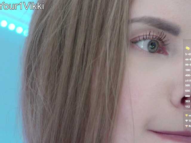 -vikkil0vescheese- live sex show