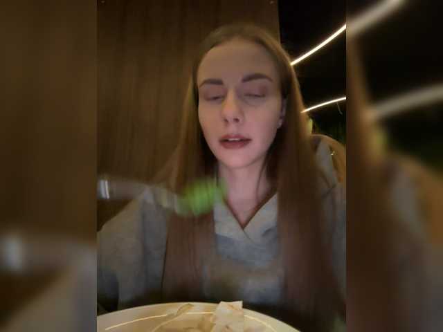 VikkiExtraCheese