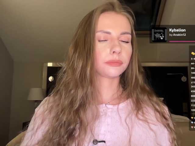 видео -VikkiL0vesCheese-