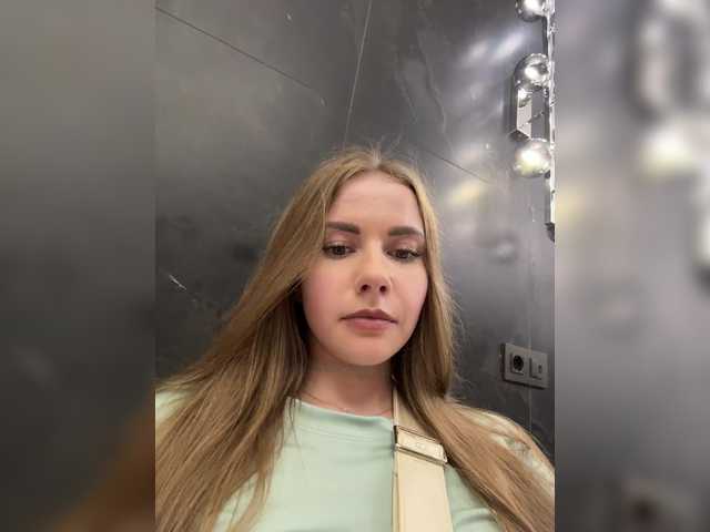 Live трансляция VikkiExtraCheese - slutnetki.online