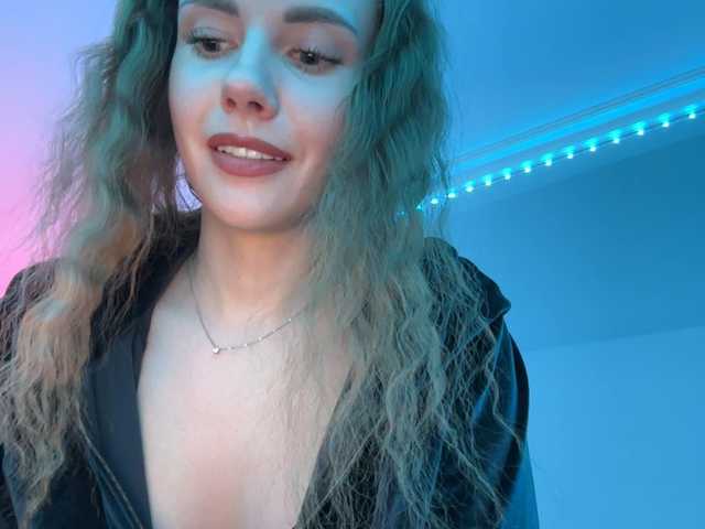 VikkiExtraCheese