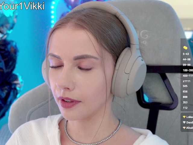-vikkil0vescheese- live sex