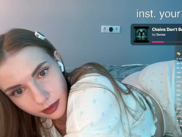 VikkiExtraCheese