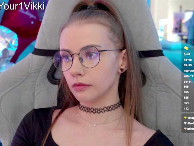 -vikkil0vescheese- live sex