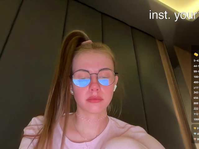 -VikkiL0vesCheese-