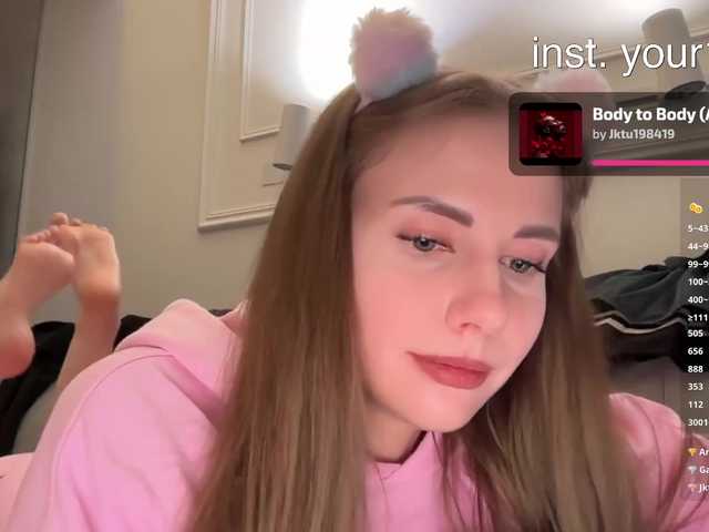 -VikkiL0vesCheese-