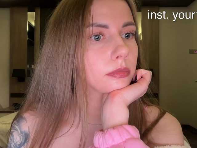 VikkiExtraCheese