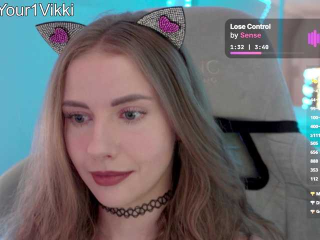-VikkiL0vesCheese- live webcam show