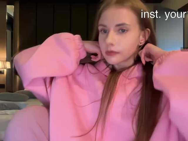-VikkiL0vesCheese- live cam on BongaCams