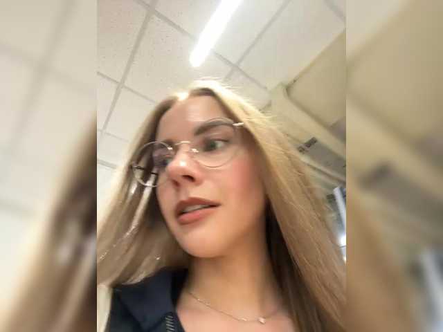VikkiExtraCheese