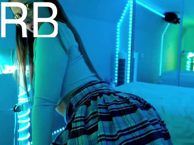 -VikkiL0vesCheese- live cam on BongaCams
