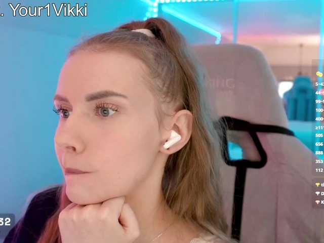 -VikkiL0vesCheese-