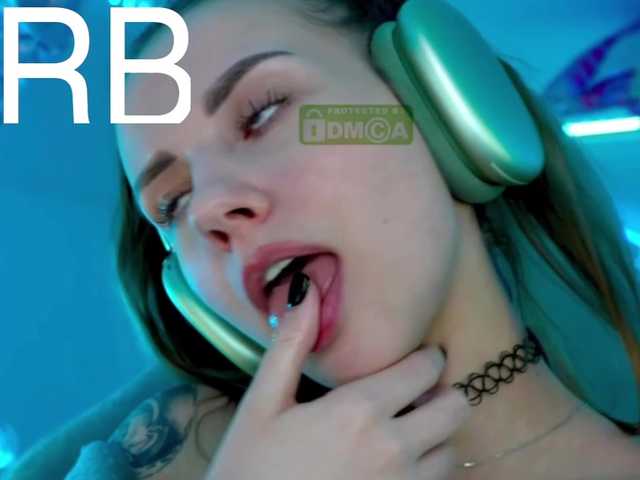 -VikkiL0vesCheese- live cam on UnifiedCams