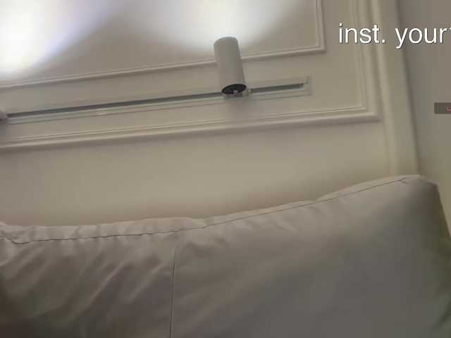 -VikkiL0vesCheese- live cam