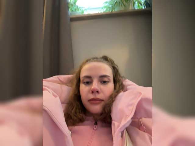 -VikkiL0vesCheese-'s BongaCams show and profile