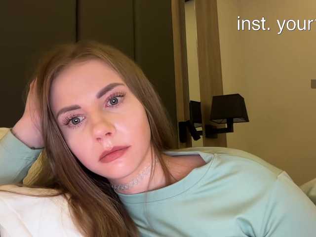 -VikkiL0vesCheese- live cam on BongaCams