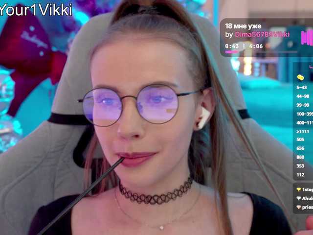 -VikkiL0vesCheese- live cam on BongaCams
