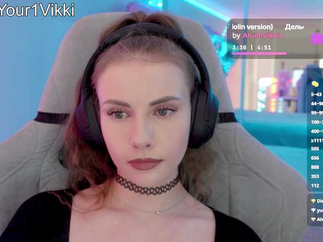-VikkiL0vesCheese-