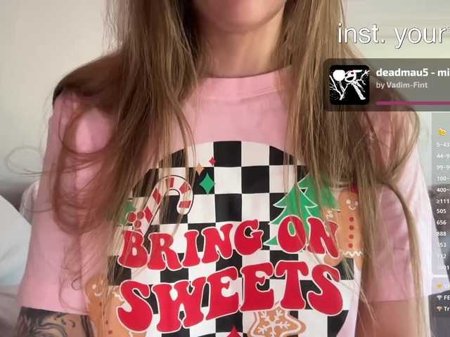 -VikkiL0vesCheese-