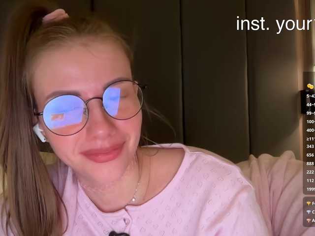 -VikkiL0vesCheese-