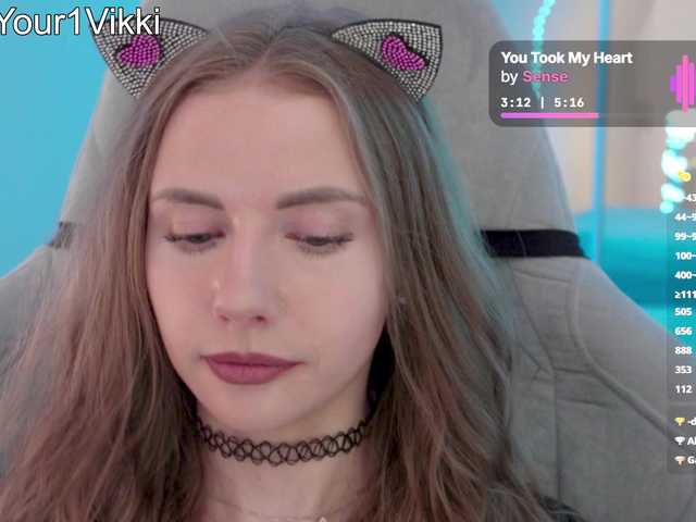 -VikkiL0vesCheese- live webcam show