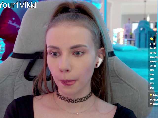 -VikkiL0vesCheese- live cam on BongaCams