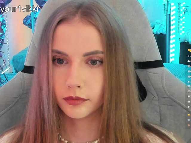 -VikkiL0vesCheese- live cam on BongaCams