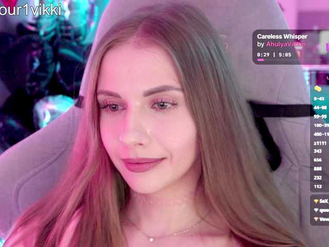 -VikkiL0vesCheese-