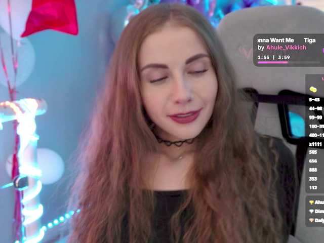 -VikkiL0vesCheese-