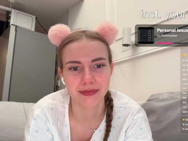 VikkiExtraCheese