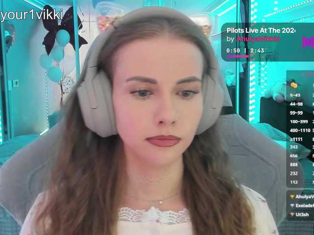 -VikkiL0vesCheese-