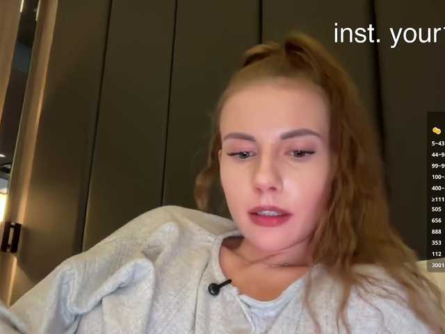 -VikkiL0vesCheese-