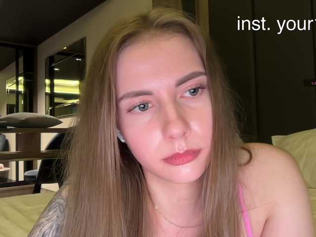 -VikkiL0vesCheese-