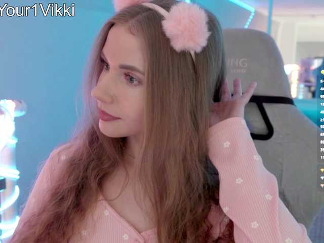 -VikkiL0vesCheese-