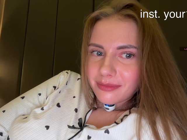 -VikkiL0vesCheese-