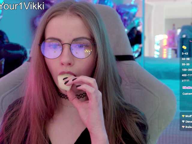 -VikkiL0vesCheese-
