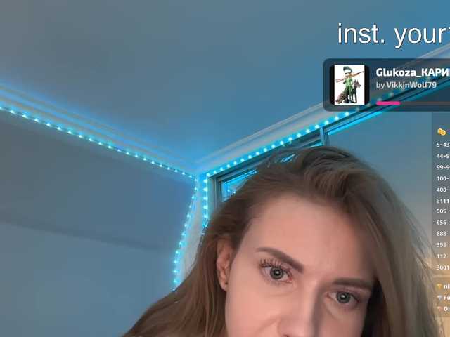 VikkiExtraCheese