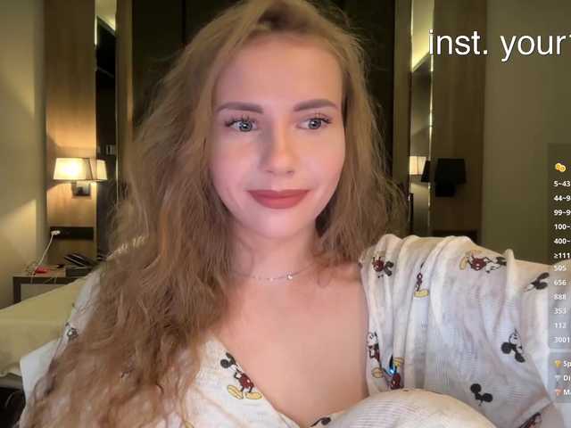 -VikkiL0vesCheese-