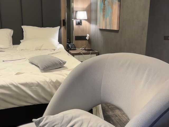 -VikkiL0vesCheese-'s BongaCams show and profile